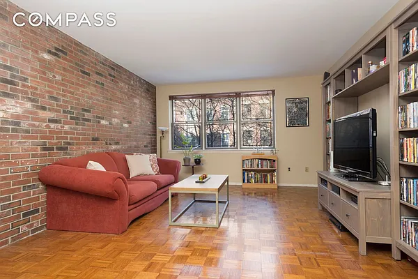 Sold by Compass | media 10