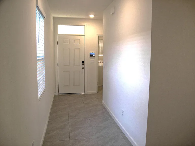 12221 SW Nettuno Way — Photo 4