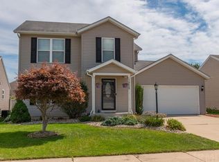 1902 Rambling Rose Ln, Mishawaka, IN 46544