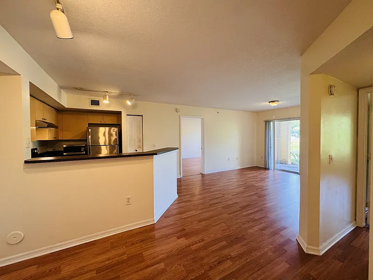 4171 San Marino Blvd — Photo 2