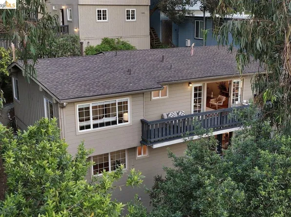 2343 Mastlands Dr, Oakland, CA 94611