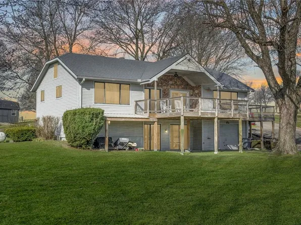 150 Yacht Club Cir, Altamont, MO 64620