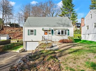 101 Coolidge Ave, Stamford, CT 06906
