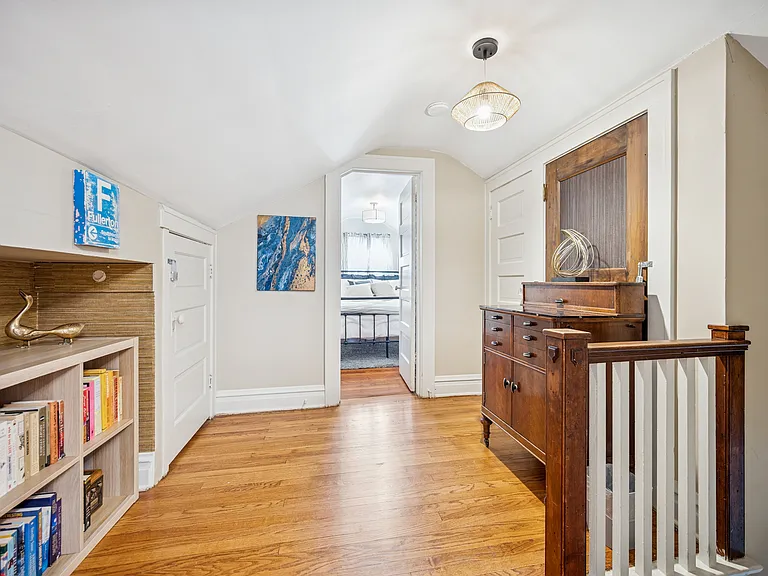 387 Vine Ave — Photo 12