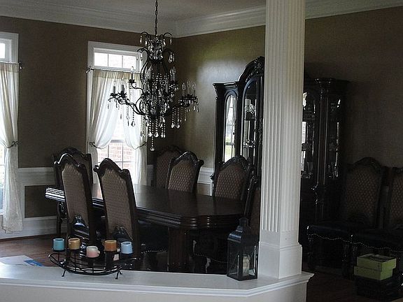 5th image of 3351 Plantation Grove Ln