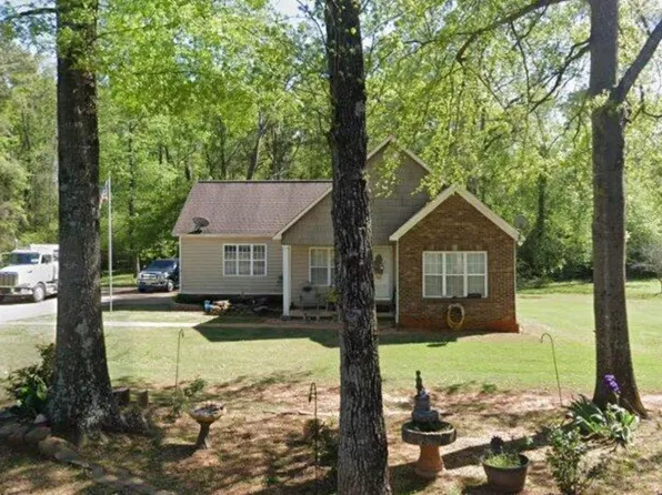296 Hubbard Rd, Sylacauga, AL 35150