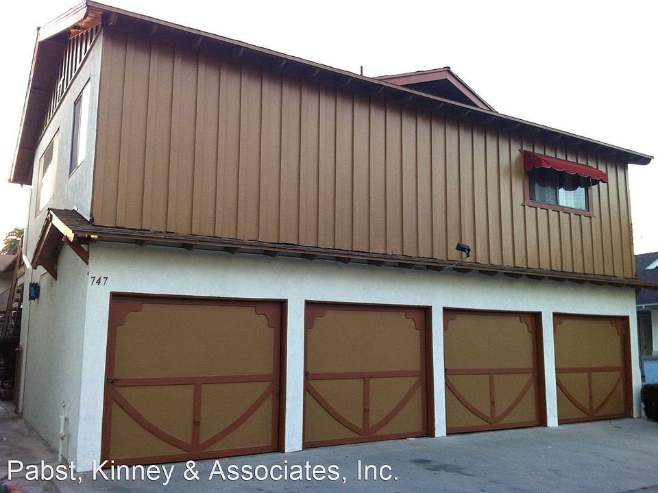1st image of 747 Loma Ave APT 5
