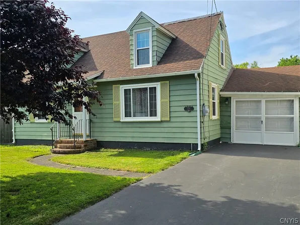 226 W Molloy Rd, Syracuse, NY 13211