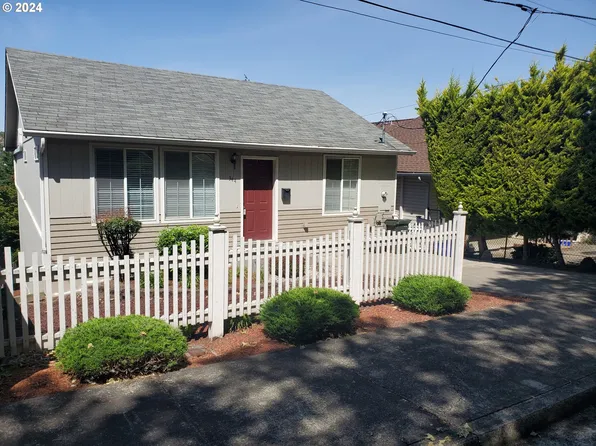 344 SE Ella St, Roseburg, OR 97470