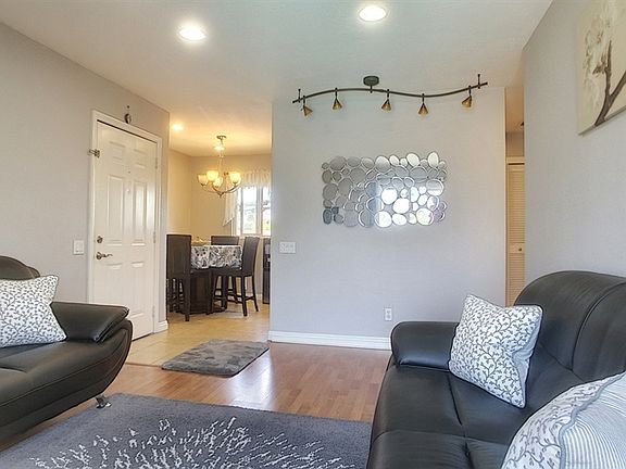 5th image of 1490 Naranca Ave Unit 10