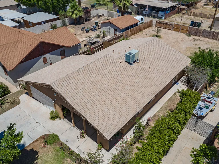 730 Pine Ave — Photo 23