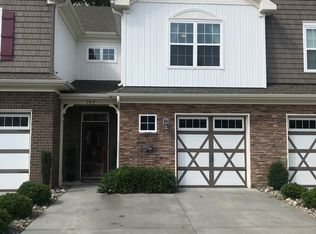 709 Tiffany Green Ct, Chesapeake, VA 23320