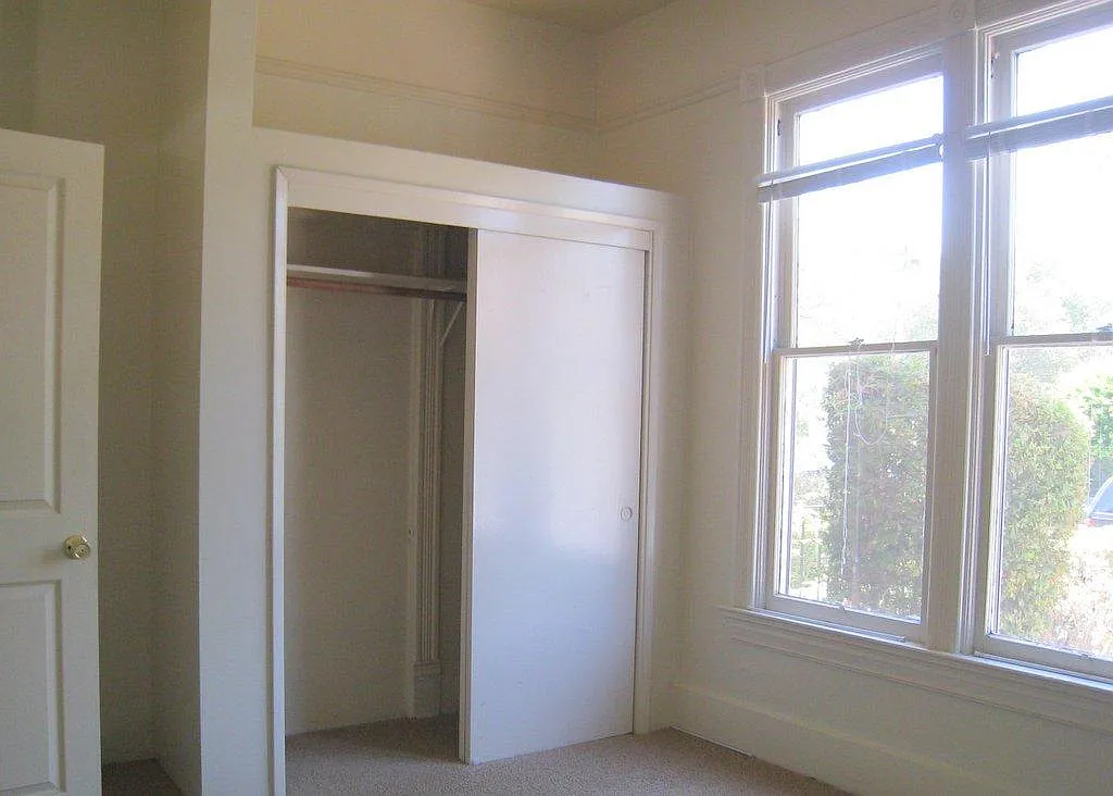 Front Bedroom - 115 W Islay St