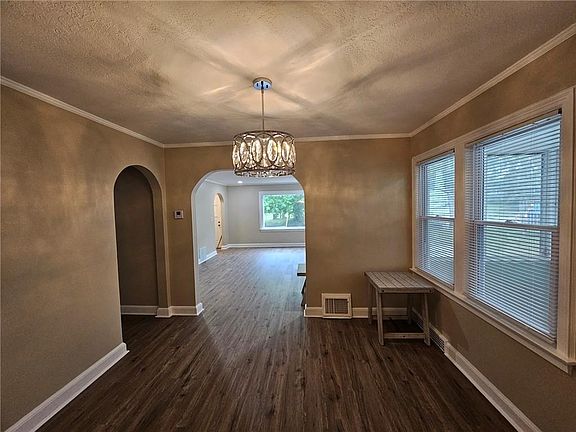5th image of 6655 Agnes Ave