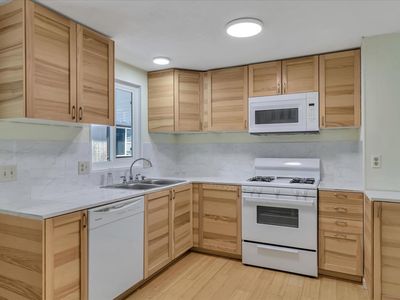 191 E El Camino Real SPACE 148, Mountain View, CA, 94040