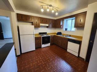 129 Fountain St APT B, Pittsburgh, PA 15205