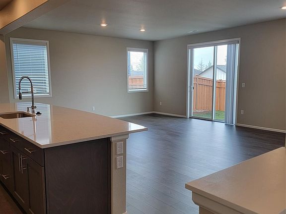 4th image of 14954 Olympic Loop E #116
