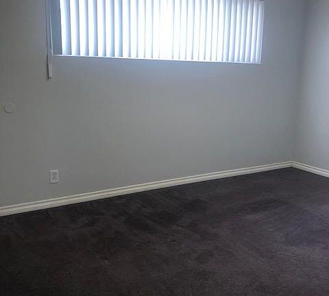 4th image of 808 N Grandview Ave