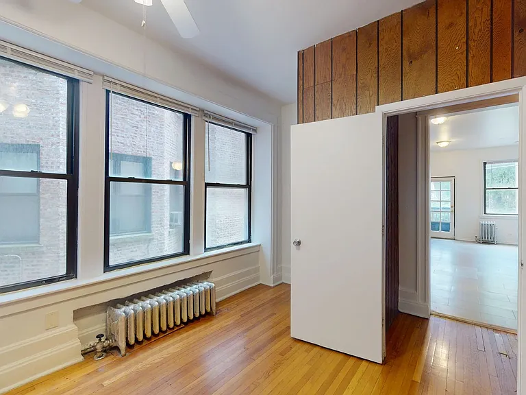 5468-70 S. Hyde Park Boulevard — Photo 5