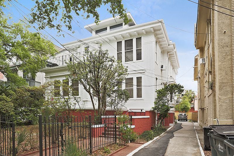 1st image of 2021 S Carrollton Ave