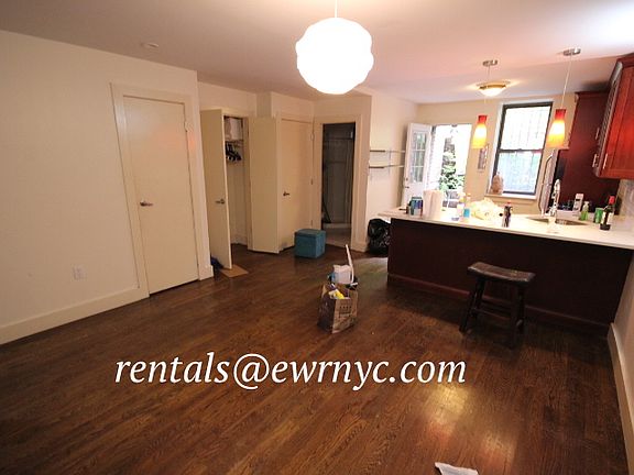 4th image of 48A Vernon Ave APT 1