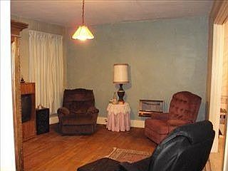 1st image of 221 Devor St