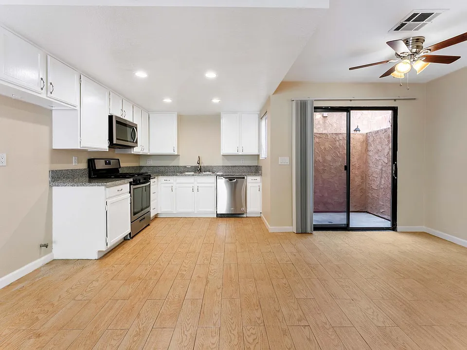1729 W Avenue J15 #6