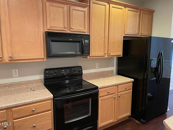 5th image of 8835 Camden Park Dr