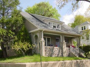 93 Colonial Ave, Cranston, RI 02910