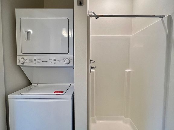 5th image of 1514 N Emerson St #301