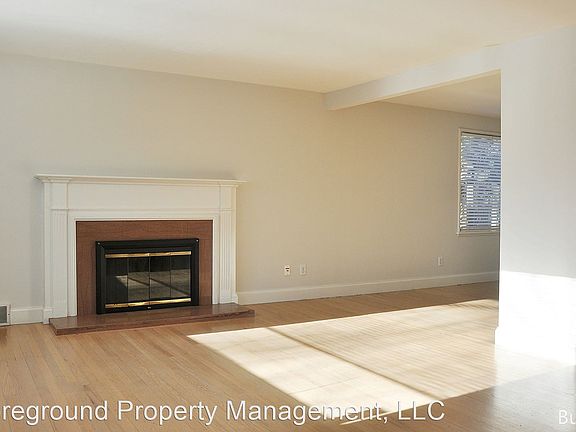 3rd image of 106 NW Bowdoin Pl
