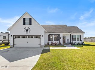 237 Gregory Fork Rd, Richlands, NC 28574