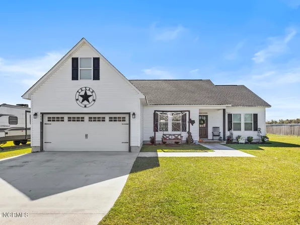 237 Gregory Fork Road, Richlands, NC 28574