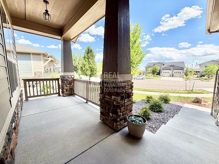 22345 E Bailey Pl — Photo 3