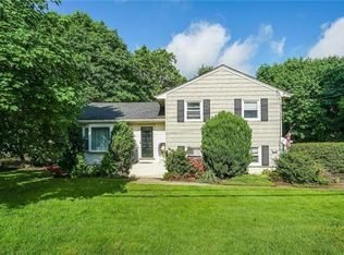 34 Clarkview Rd, New windsor, NY 12553