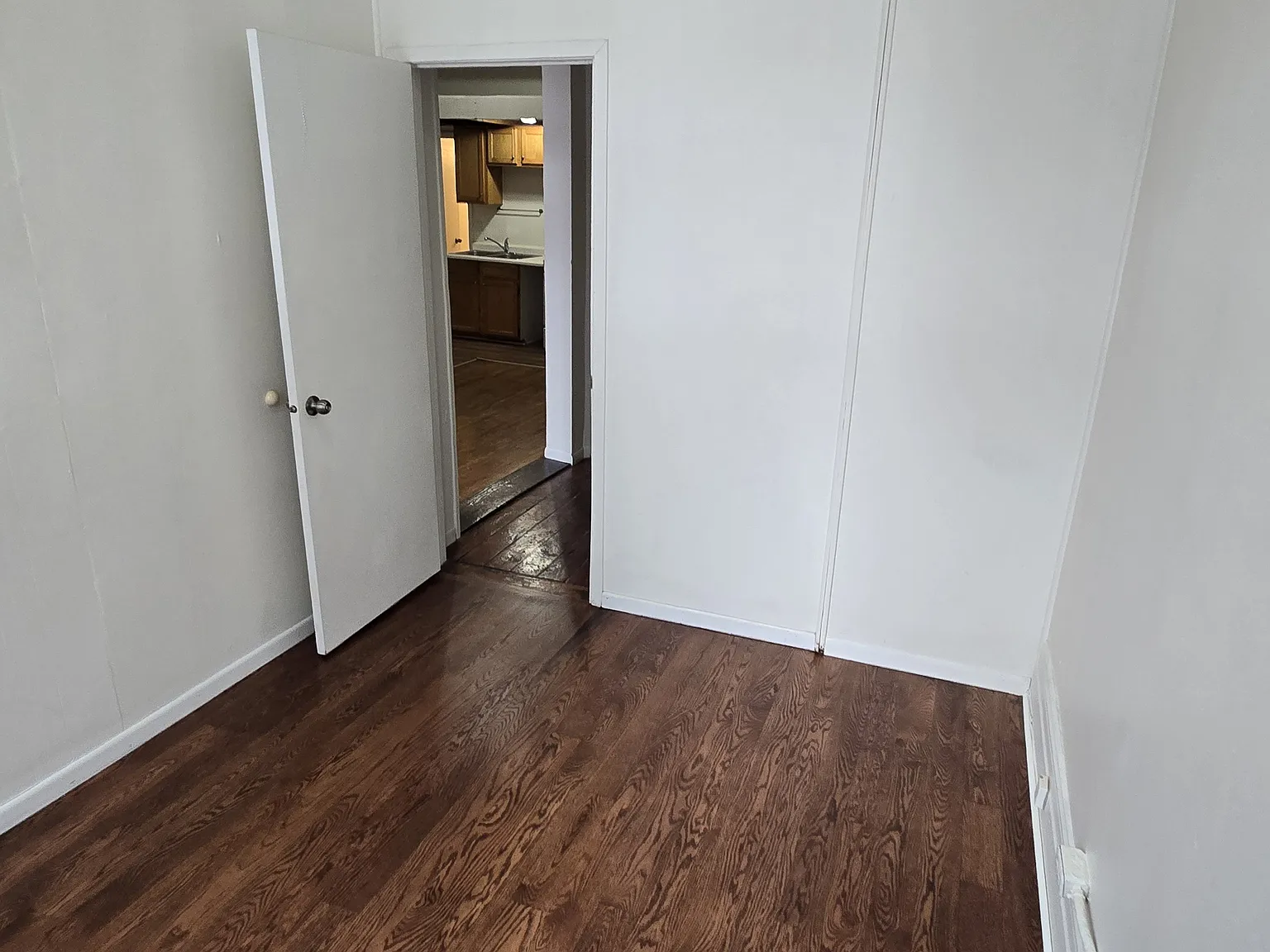 2 bed, 850 sqft, $1,195 — Photo 4