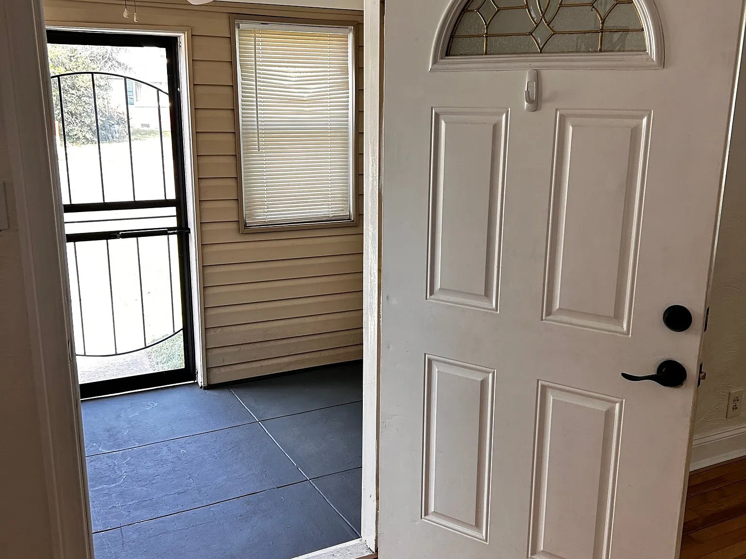 Charming Single Unit in Norfolk | 511 W Little Creek Rd | $2350/mo — Photo 3