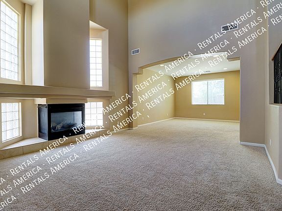 4th image of 17615 W Ivy Ln