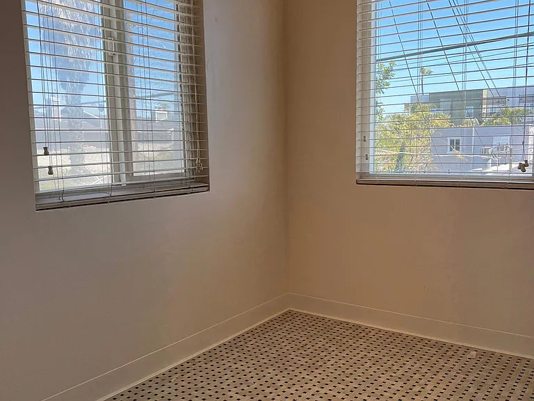1822 Polk Ave #1822 — Photo 7