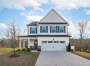 430 Highland Forest Dr, Fuquay Varina, NC 27526