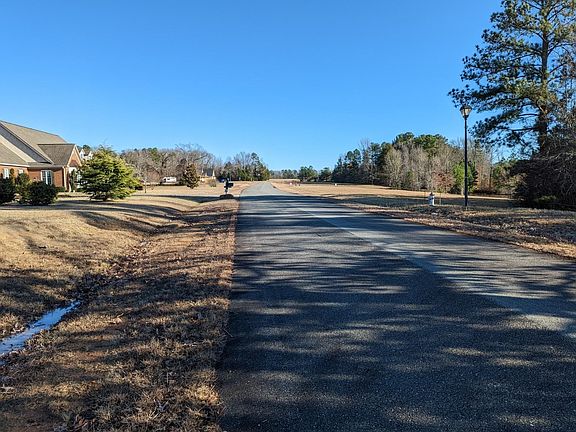 4th image of 12 Grace Stone Dr #12