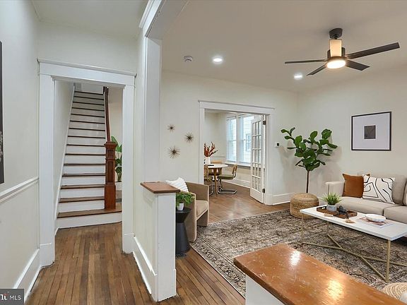 3rd image of 38 W Willow St