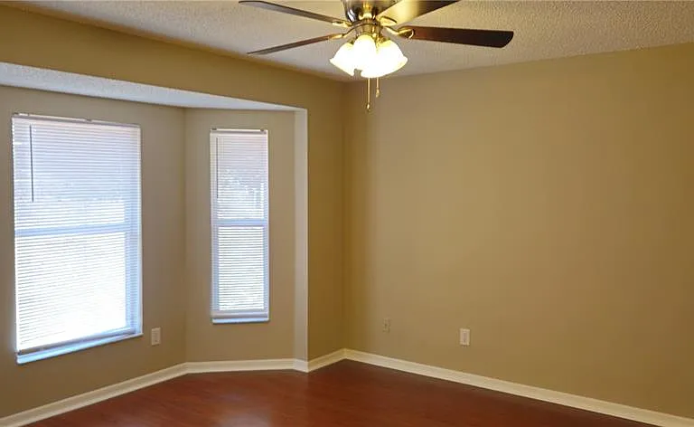 407 Whitewing Cir — Photo 6