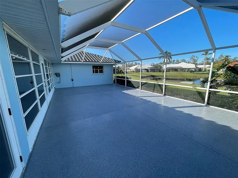 1690 Waxwing Ct — Photo 31