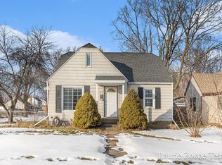 701 Three Mile Rd NE, Grand Rapids, MI 49505