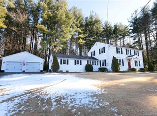 112 Firetown Rd, Simsbury, CT 06070