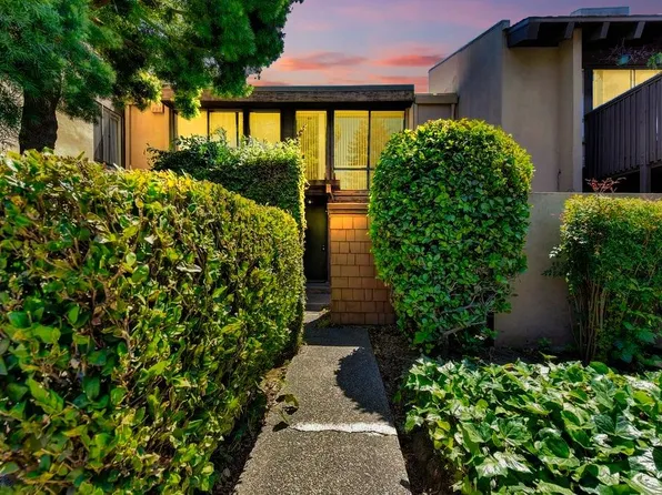 2294 Woodside Ln Unit 8, Sacramento, CA 95825