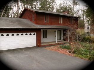 95 Aubinwood Rd, Amherst, MA 01002