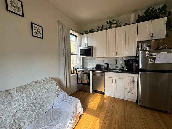 3rd image of 508 W 110th St #12H