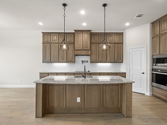 7th image of this home